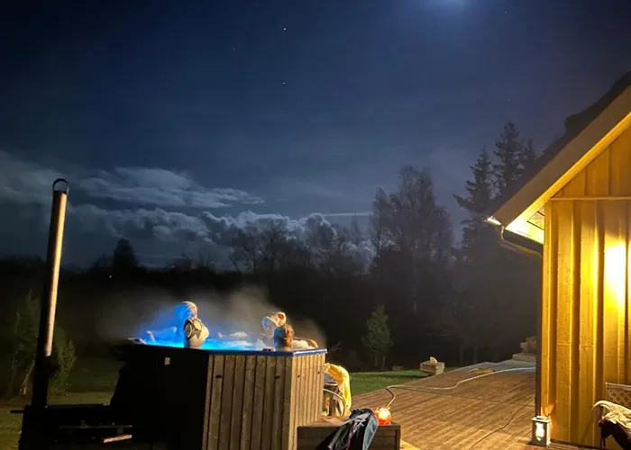 Muhu Kulla Saadu Puhkemaja Mere Aeaeres *