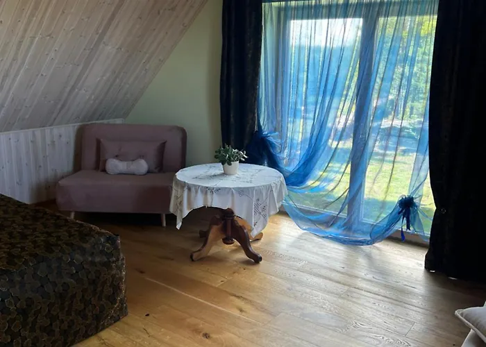 Pensionat Muhu Kulla Saadu Puhkemaja Mere Aeaeres