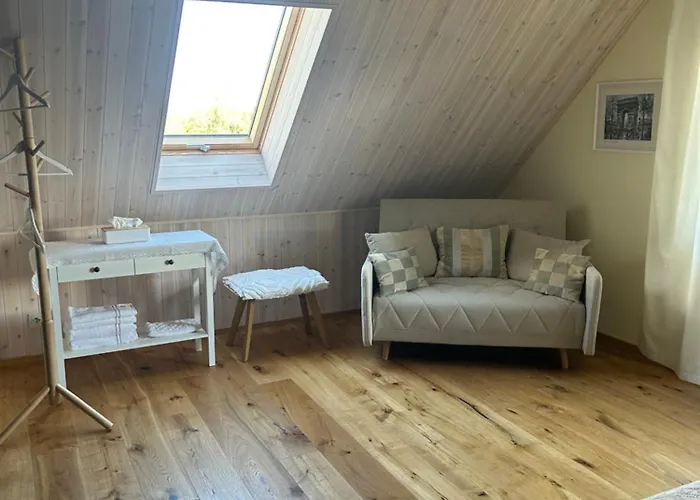 Muhu Kulla Saadu Puhkemaja Mere Aeaeres * Raugi