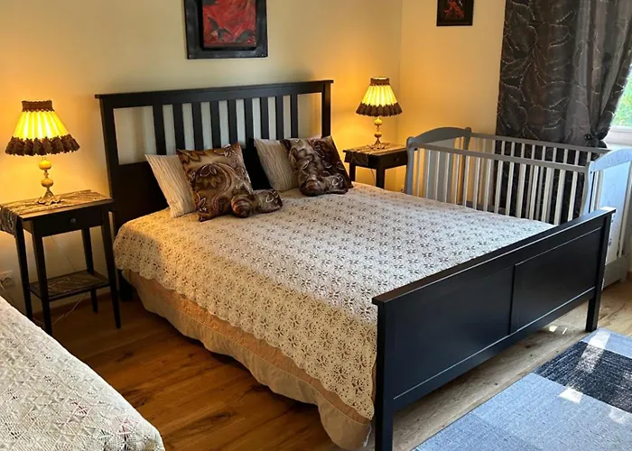 Muhu Kulla Saadu Puhkemaja Mere Aeaeres Pensionat *