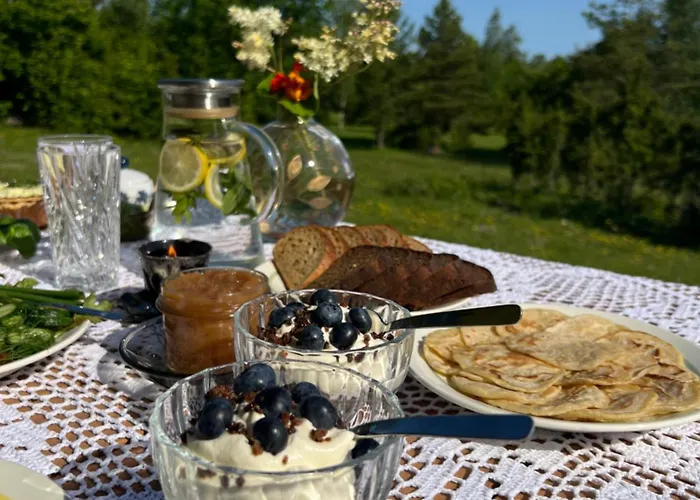 Muhu Kulla Saadu Puhkemaja Mere Aeaeres